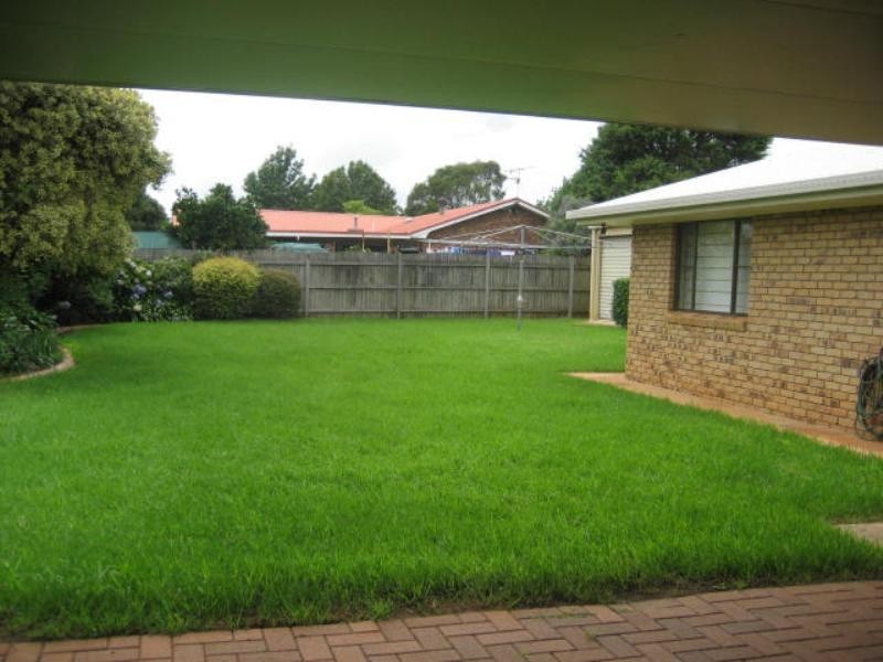 4 Merradong Court, Rangeville QLD 4350