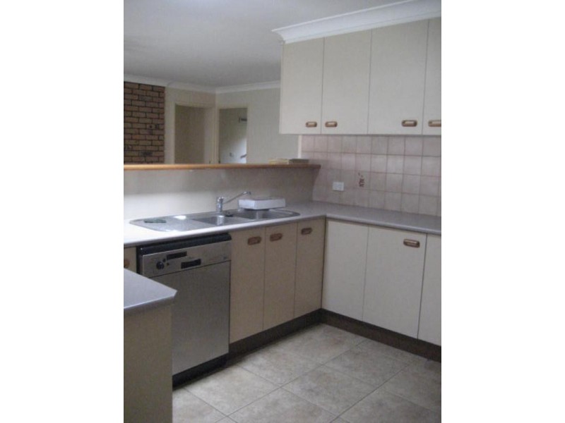 4 Merradong Court, Rangeville QLD 4350