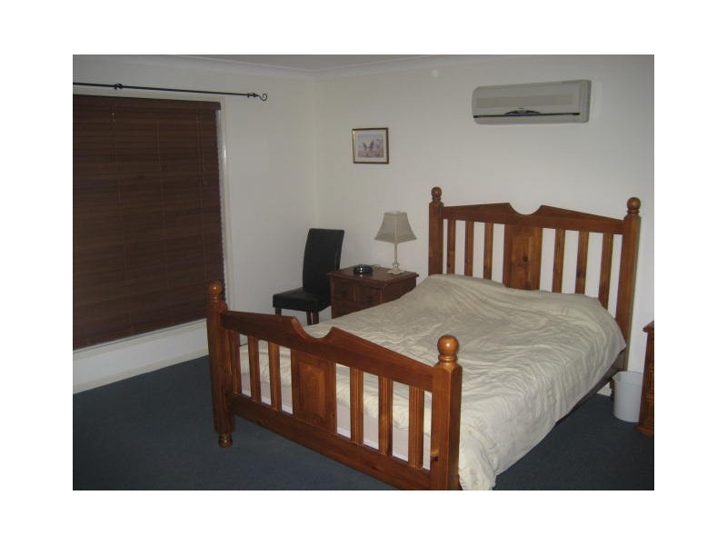 28 Menzies Street, Middle Ridge QLD 4350