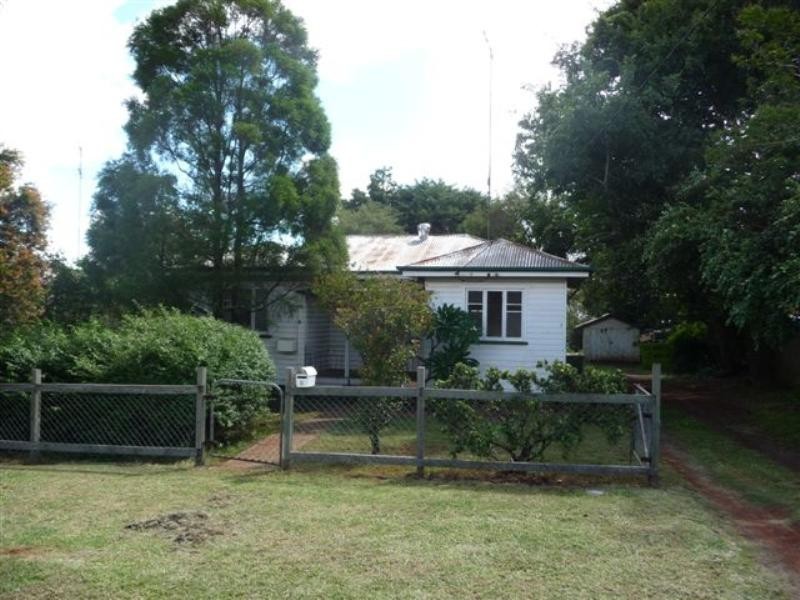 3 Waverley Street, North Toowoomba QLD 4350