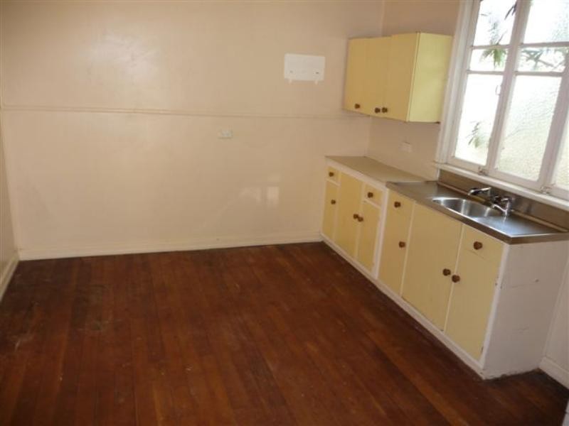 3 Waverley Street, North Toowoomba QLD 4350