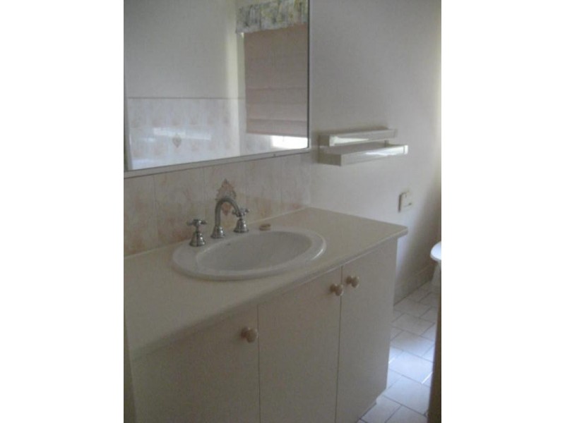 3 Petunia Close, Middle Ridge QLD 4350