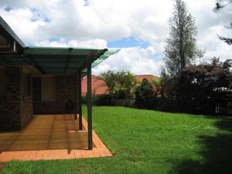 3 Petunia Close, Middle Ridge QLD 4350