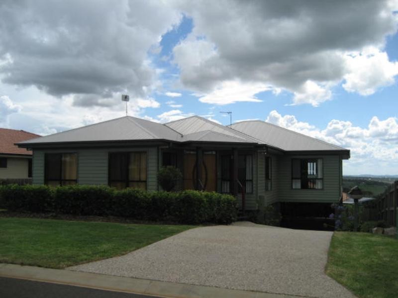 3 Dodson Street, Mount Kynoch QLD 4350