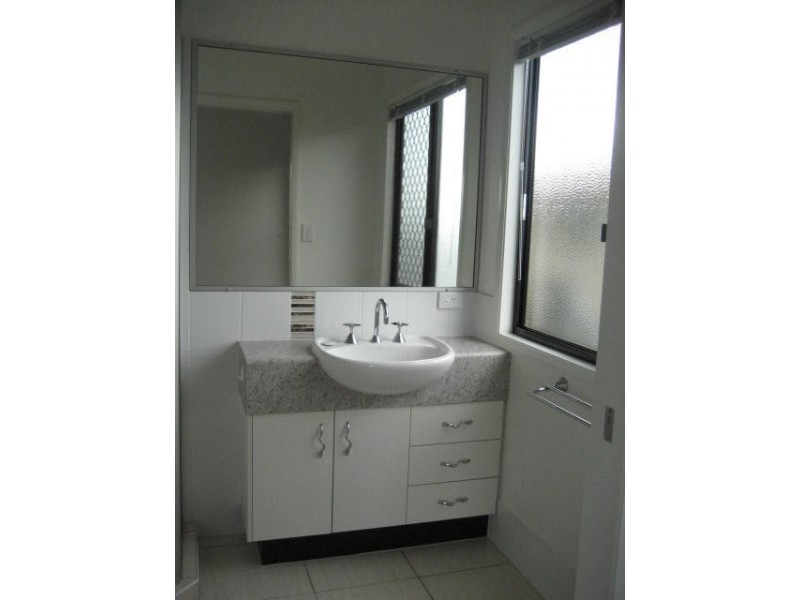 3 Dodson Street, Mount Kynoch QLD 4350