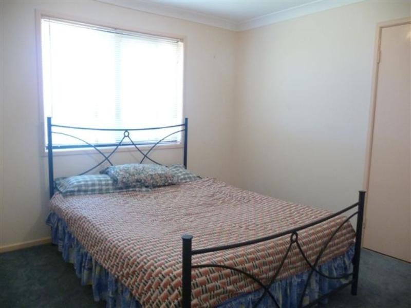 5 Hillview Crescent, Gowrie Junction QLD 4352