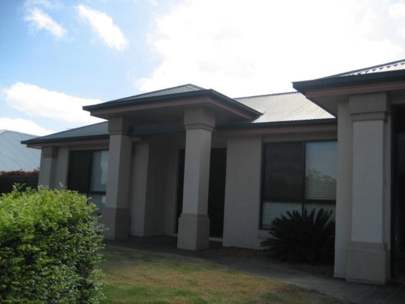 14 Quail Street, Rangeville QLD 4350