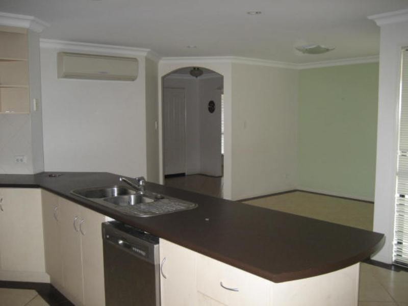 14 Quail Street, Rangeville QLD 4350