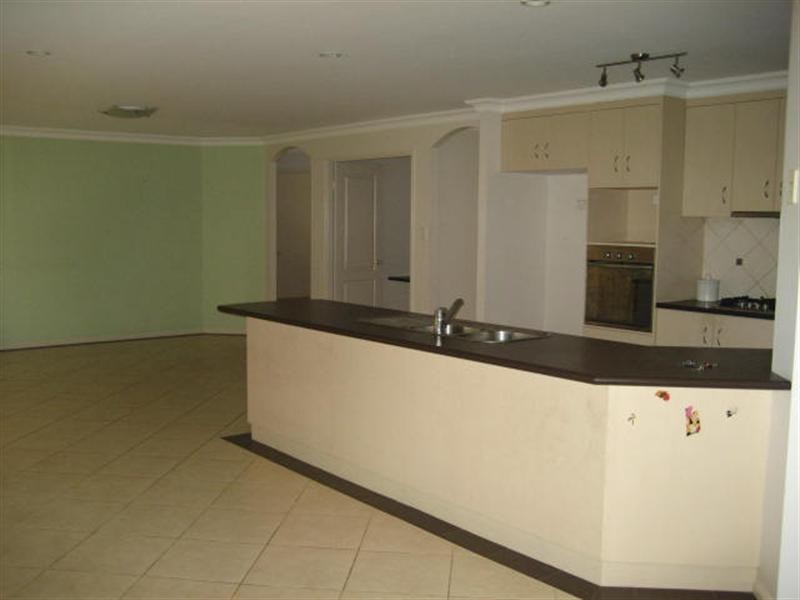 14 Quail Street, Rangeville QLD 4350