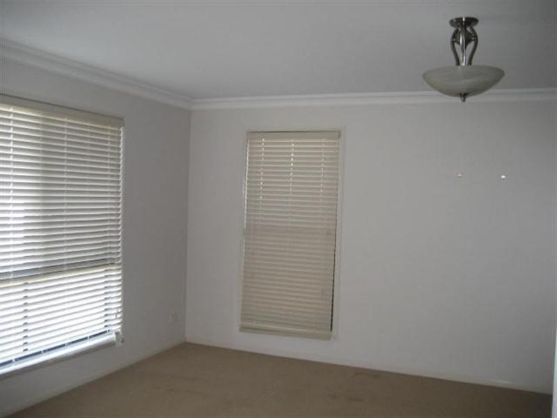 14 Quail Street, Rangeville QLD 4350