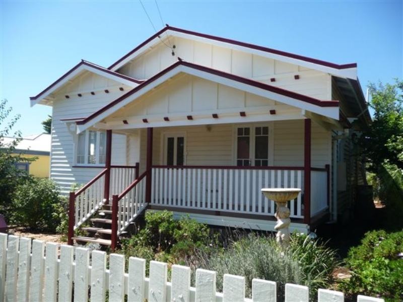 13 Stephen Street, South Toowoomba QLD 4350