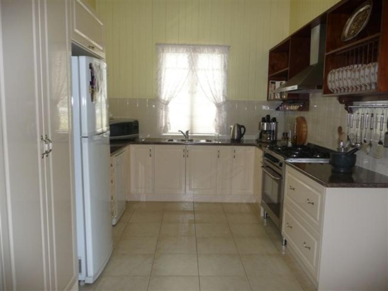 13 Stephen Street, South Toowoomba QLD 4350