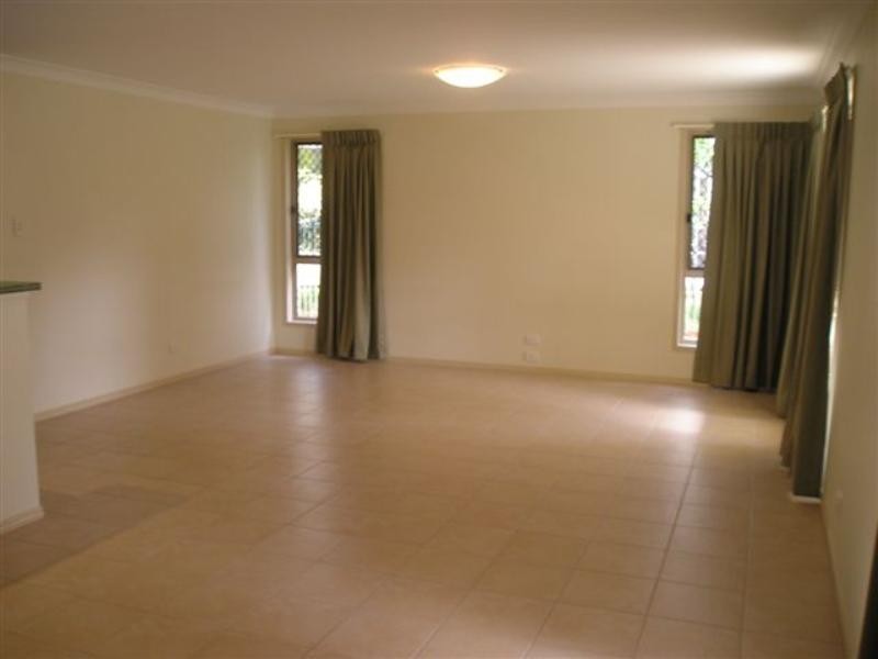 1/13 Bamboo Court, Darling Heights QLD 4350