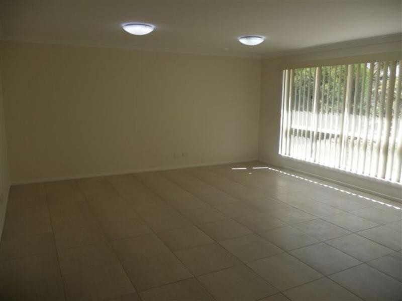 4 Leahy Drive, Kingsthorpe QLD 4400