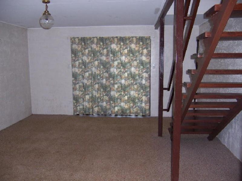 5/203 Campbell Street, Newtown QLD 4350