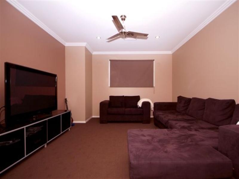 20 Beardsworth Court, Middle Ridge QLD 4350