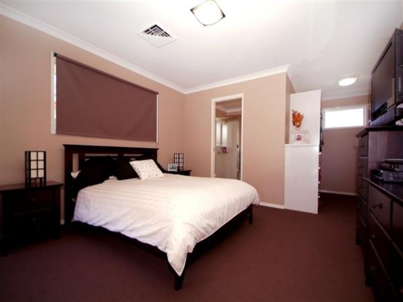 20 Beardsworth Court, Middle Ridge QLD 4350