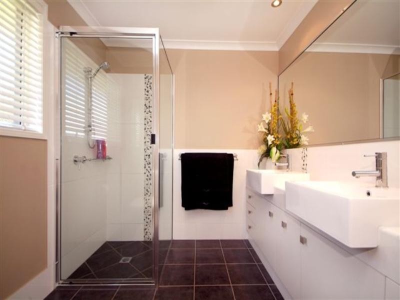 20 Beardsworth Court, Middle Ridge QLD 4350