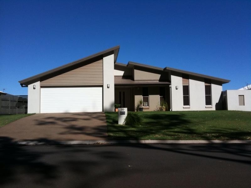 30 Rogers Drive, Highfields QLD 4352