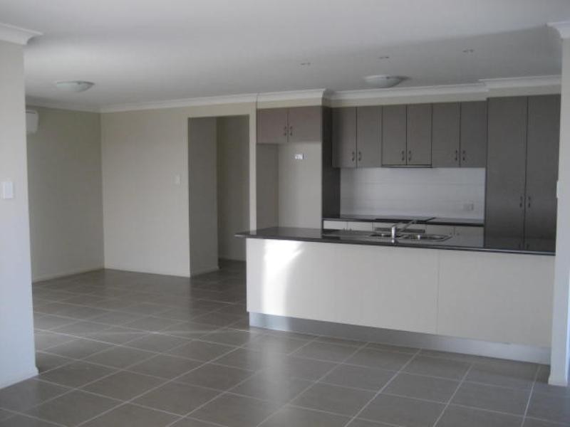 18 Balonne Drive, Glenvale QLD 4350