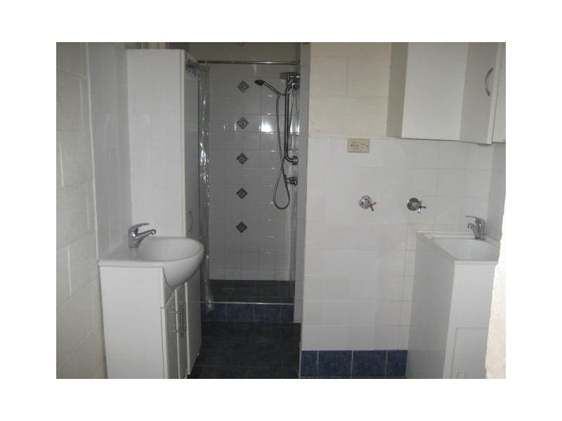 1/85 Hill Street, Newtown QLD 4350