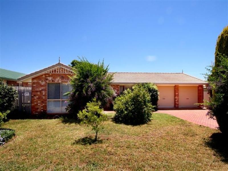 5 Carmen Street, Kearneys Spring QLD 4350