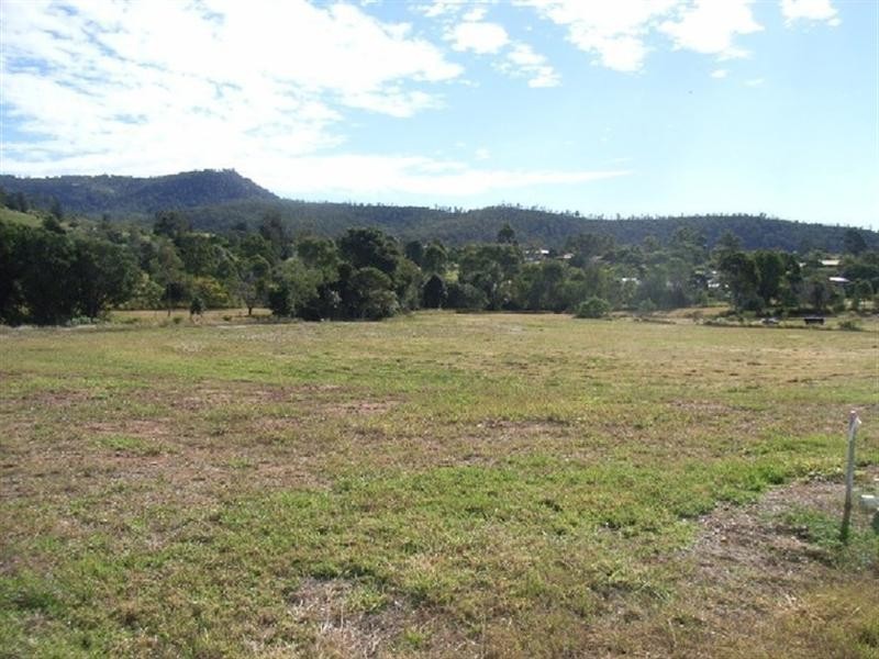 19 Karene Court, Withcott QLD 4352