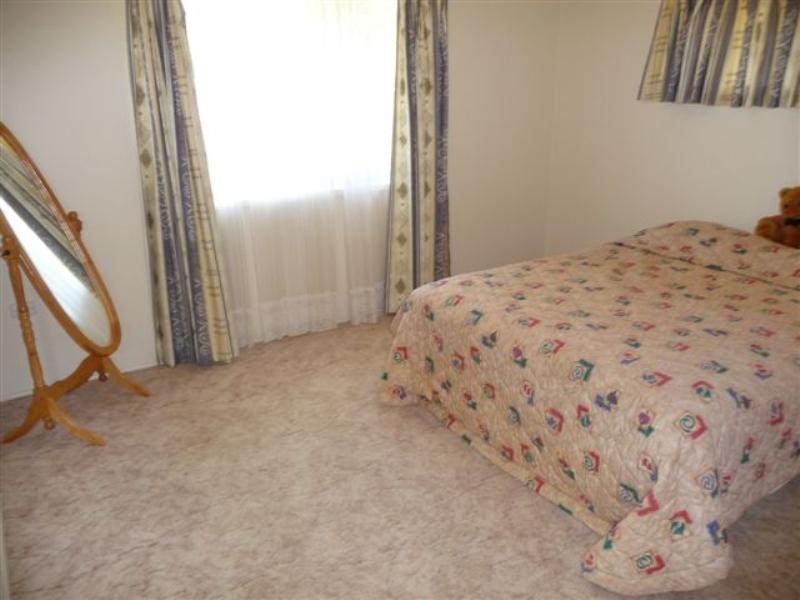 42 Crotty Street, Centenary Heights QLD 4350