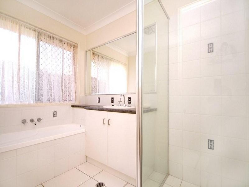 Unit 1/244 Mackenzie Street, Rangeville QLD 4350