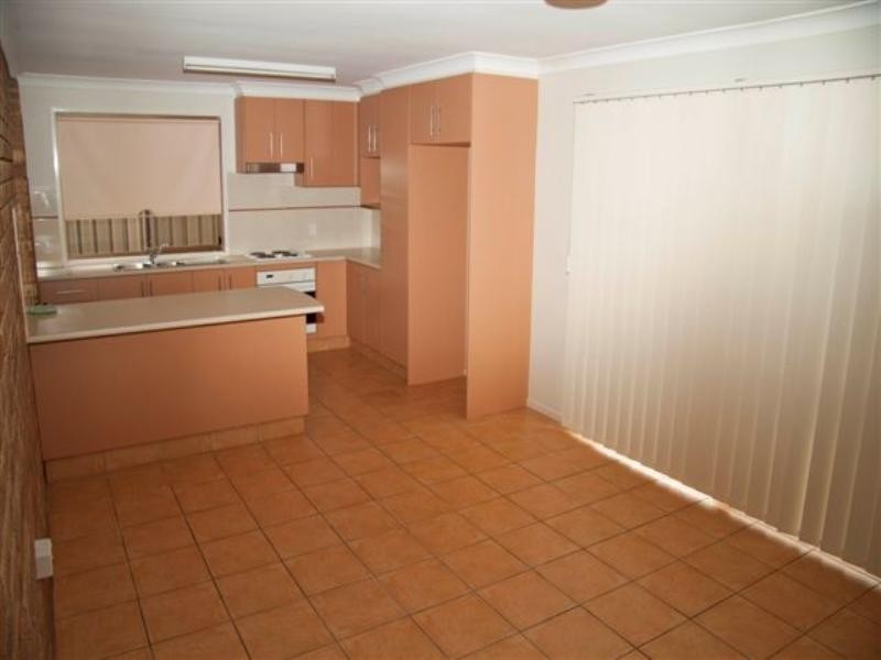 34 Kingsford Smith, Wilsonton QLD 4350