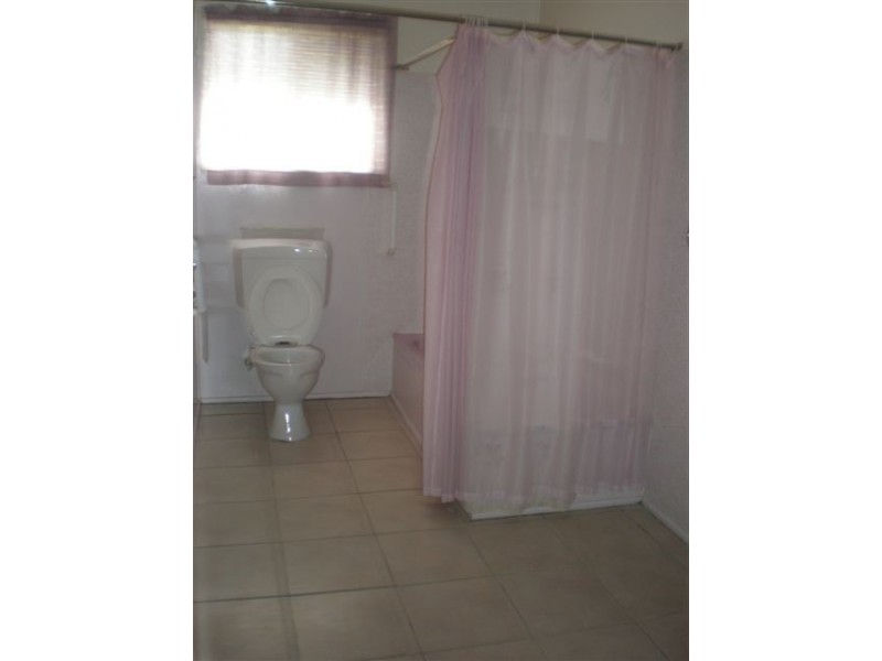 2/11 Rivett Street, South Toowoomba QLD 4350