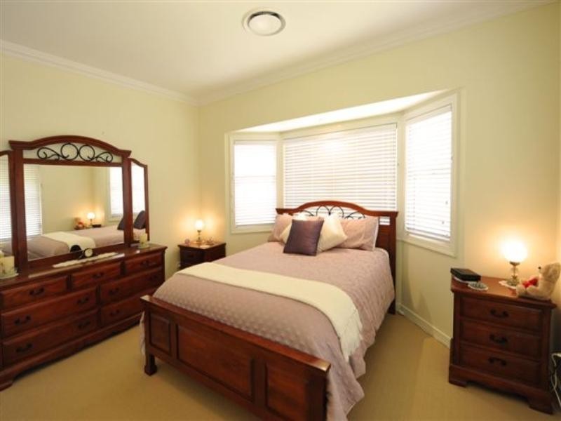 16 Traveston Court, Preston QLD 4352