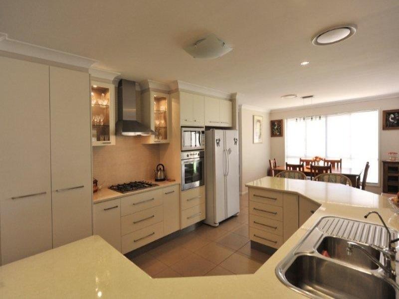 1 Schaefer Court, Westbrook QLD 4350