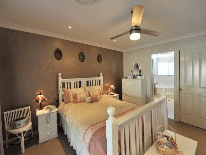 1 Schaefer Court, Westbrook QLD 4350