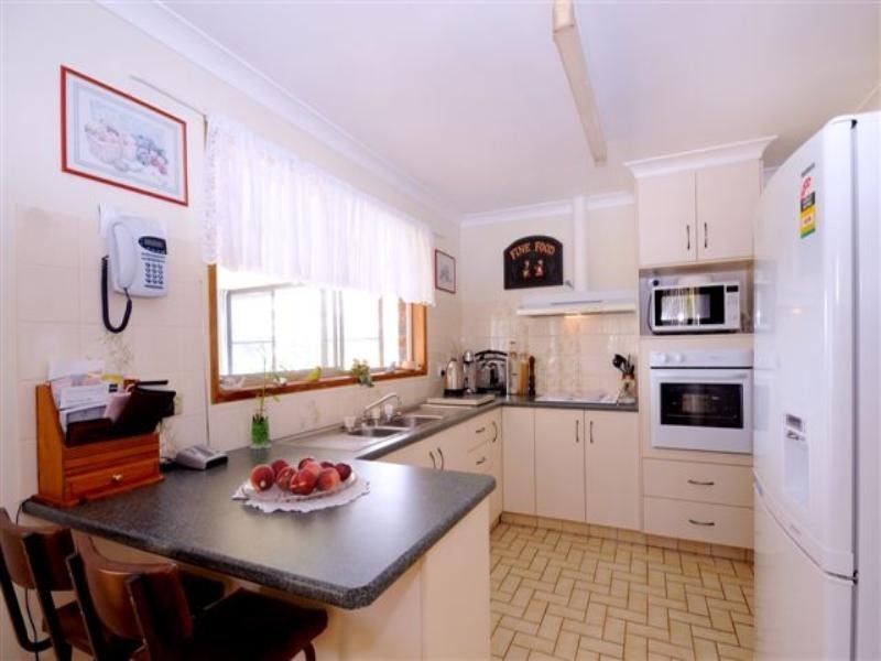 2a Oakleigh Street, Rockville QLD 4350