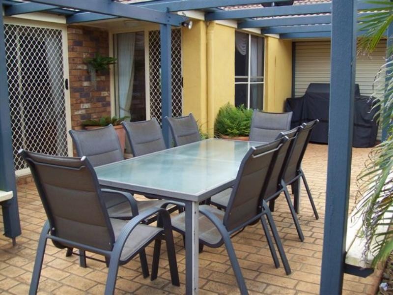 10 Hennenlotter Court, Kearneys Spring QLD 4350