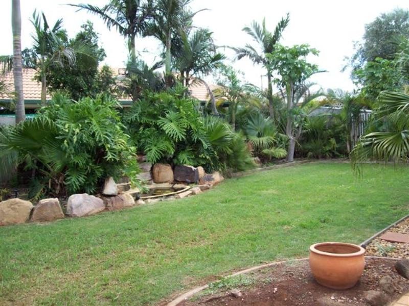 10 Hennenlotter Court, Kearneys Spring QLD 4350