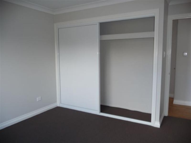 225 New England Highway, Harlaxton QLD 4350