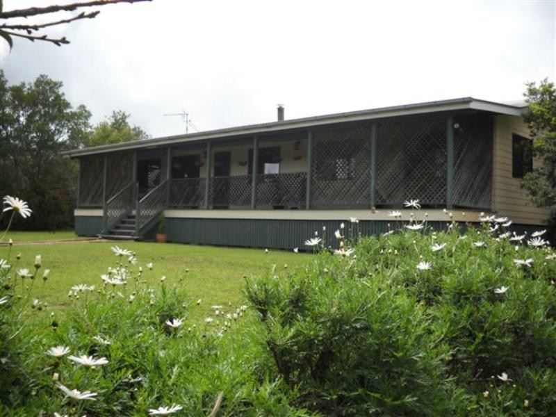 6 Petersens Road, Kingsthorpe QLD 4400