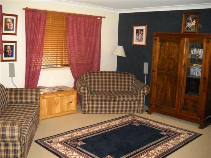 6 Petersens Road, Kingsthorpe QLD 4400