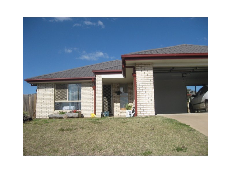 12 Wareena Crescent, Glenvale QLD 4350