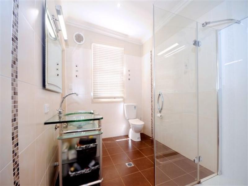 68 Geoffrey Street, Mount Lofty QLD 4350