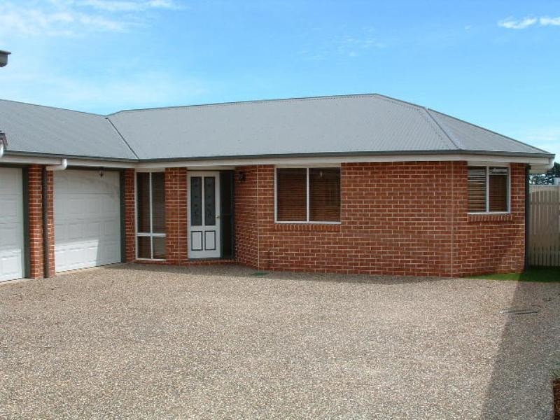 2/199 Nelson Street, Kearneys Spring QLD 4350