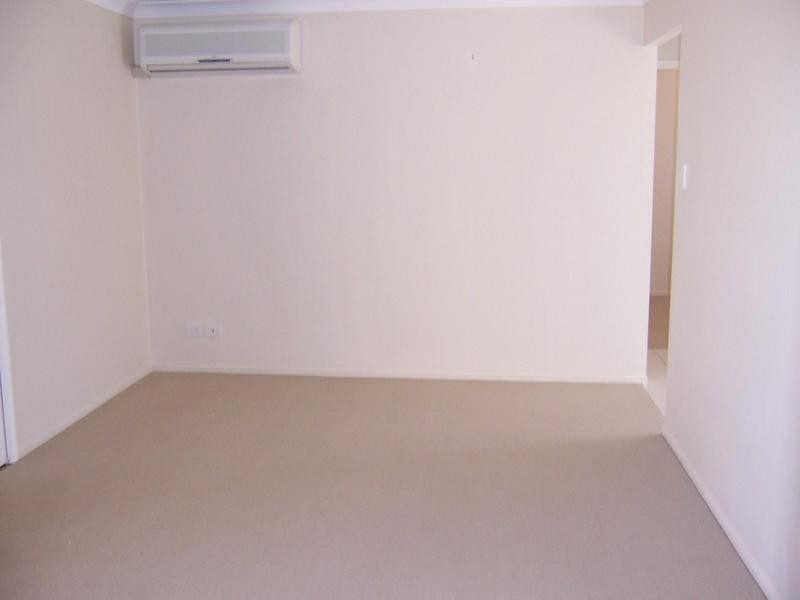 2/199 Nelson Street, Kearneys Spring QLD 4350