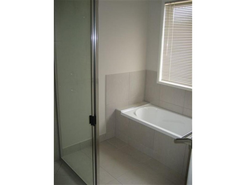 7 Beardsworth Street, Middle Ridge QLD 4350