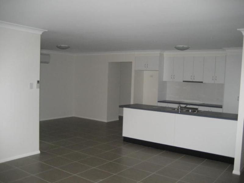 28 Barambah Drive, Glenvale QLD 4350