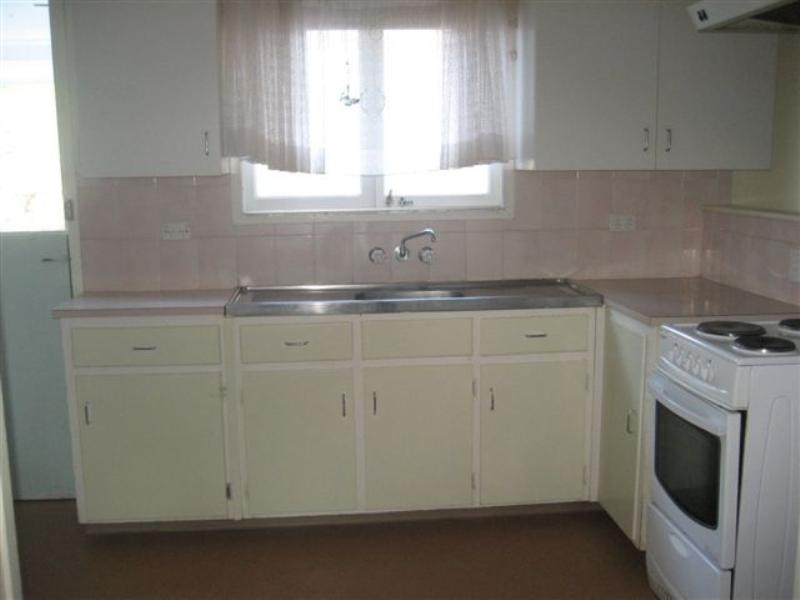 5 Redlands Road, Gowrie Junction QLD 4352