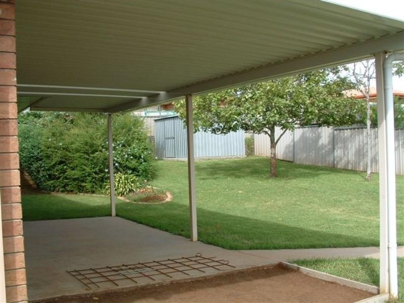 34 Redwood Street, Newtown QLD 4350