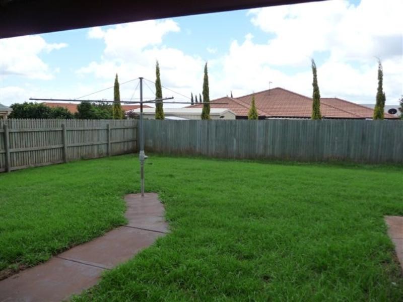 9 Gouldson Drive, Kearneys Spring QLD 4350