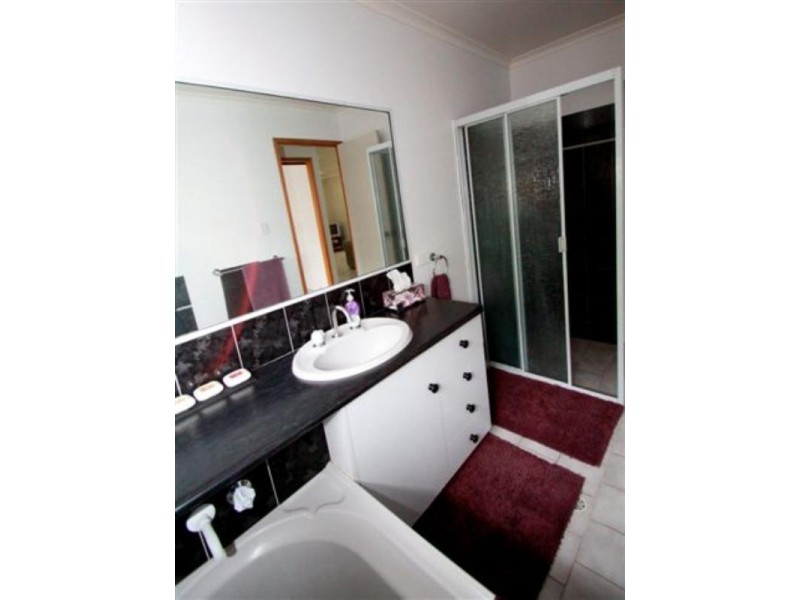10 Smart Drive, Darling Heights QLD 4350
